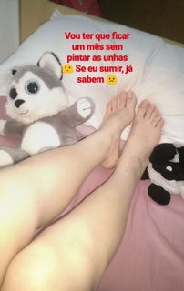 Isa Pes feet photo thumbnail