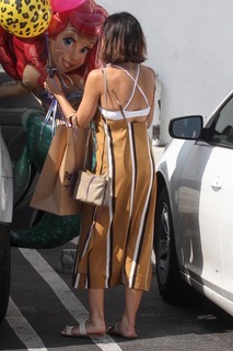 Jenna Dewan feet photo thumbnail