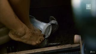 Malgorzata Socha feet photo thumbnail