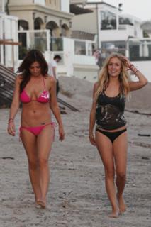 Kristin Cavallari feet photo thumbnail