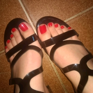Isa Pes feet photo thumbnail