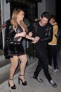 Mariah Carey feet photo thumbnail