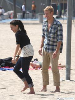 Jessica Lowndes feet photo thumbnail