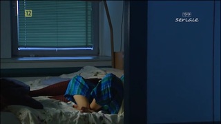 Katarzyna Cichopek feet photo thumbnail