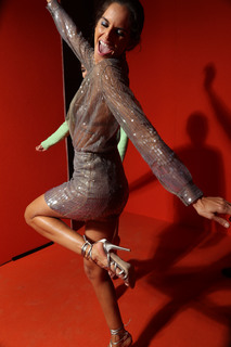 Izabel Goulart feet photo thumbnail