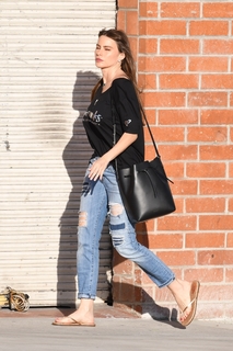Sofía Vergara feet photo thumbnail
