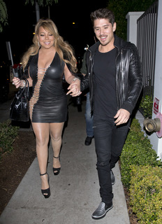 Mariah Carey feet photo thumbnail