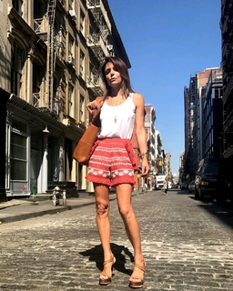 Bethenny Frankel feet photo thumbnail