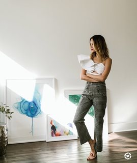 Jamie Chung feet photo thumbnail