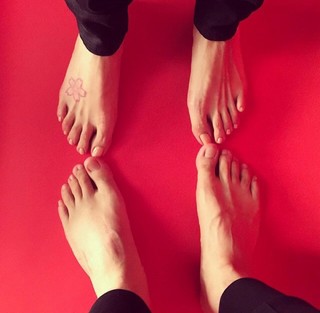 Angelababy feet photo thumbnail