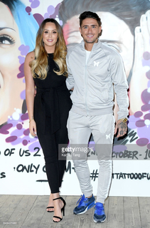 Charlotte Crosby feet photo thumbnail