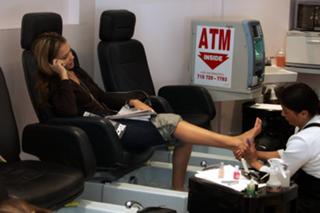 Jessica Alba feet photo 2