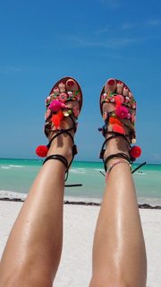 Ashley James feet photo thumbnail