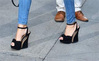 Sofía Vergara feet photo thumbnail