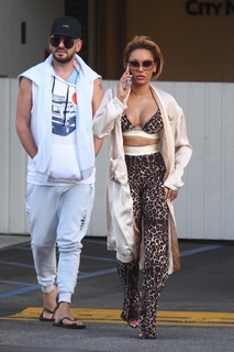 Mel B feet photo thumbnail