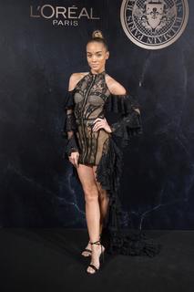 Jasmine Sanders feet photo thumbnail
