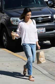 Jenna Dewan feet photo thumbnail