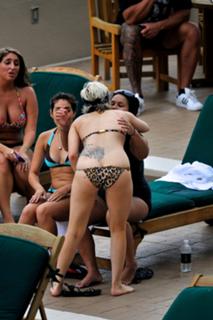 Lady Gaga feet photo thumbnail