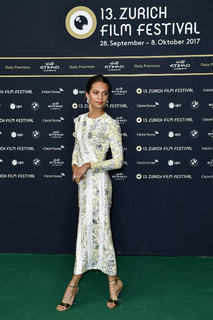 Alicia Vikander feet photo thumbnail