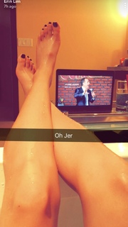 Erin Lim feet photo thumbnail