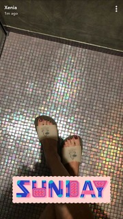 Xenia Tchoumitcheva feet photo thumbnail