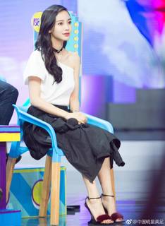 Angelababy feet photo thumbnail