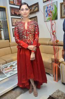 Tamannaah Bhatia feet photo thumbnail