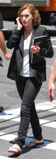 Kate Winslet feet photo thumbnail