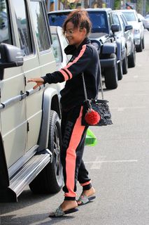 Christina Milian feet photo thumbnail