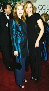 Kate Winslet feet photo thumbnail