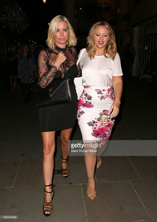 Denise Van Outen feet photo thumbnail