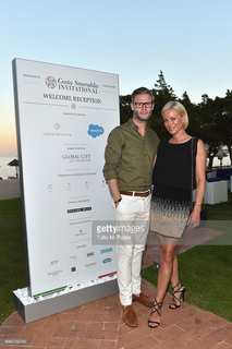 Denise Van Outen feet photo thumbnail