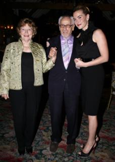 Kate Winslet feet photo thumbnail