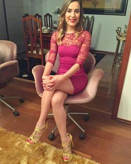 Alaine Crissiê feet photo thumbnail