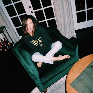 Ashley Tisdale feet photo thumbnail