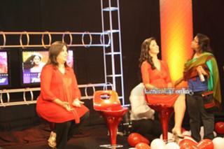 Katrina Kaif feet photo thumbnail