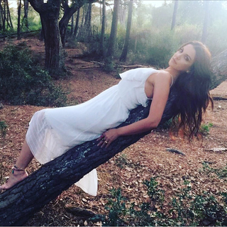 Dorra Zarrouk feet photo thumbnail
