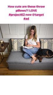 Ashley Greene feet photo thumbnail