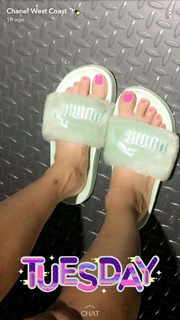 Chanel West Coast feet photo thumbnail