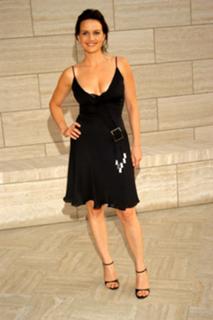 Carla Gugino feet photo thumbnail