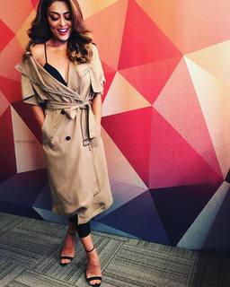 Juliana Paes feet photo thumbnail
