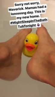 Nina Dobrev feet photo thumbnail