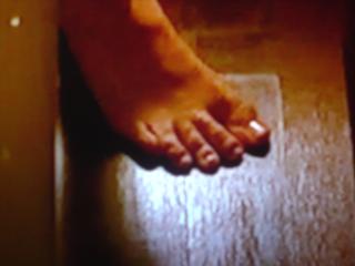 Stana Katic feet photo thumbnail