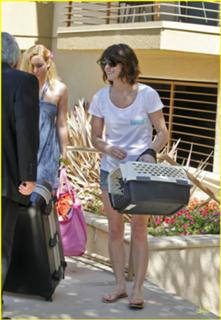 Ashley Greene feet photo thumbnail