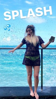 Justine Ezarik feet photo thumbnail