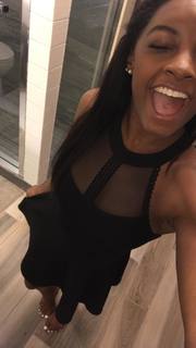 Simone Biles feet photo thumbnail