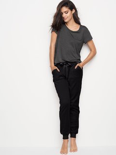 Sara Sampaio feet photo thumbnail