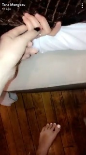 Tana Mongeau feet photo thumbnail