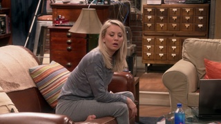 Kaley Cuoco feet photo thumbnail