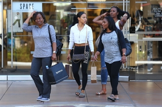 Karrueche Tran feet photo thumbnail